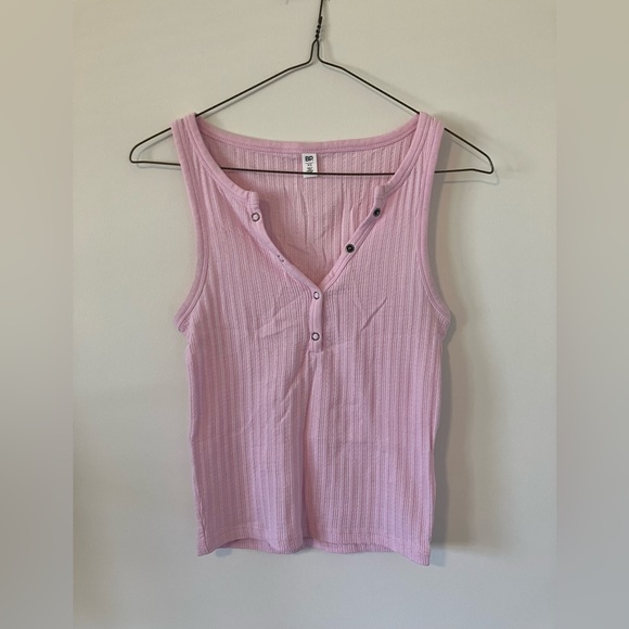 BP Tank Tops - Picture 2 of 8